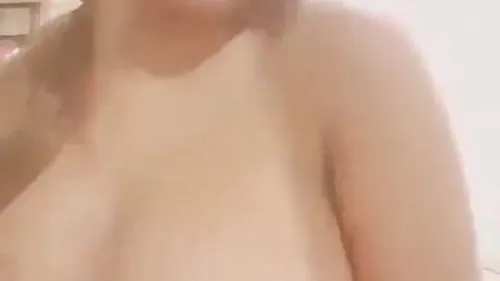 احا ايه البزاز الفاجرة دي سكس نودز مصري