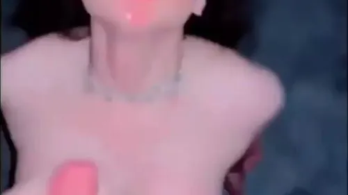 الدلوعة اللبنانية ايه خلف تمص الزب وتتناك خلفي سكس عربي نيك طيز