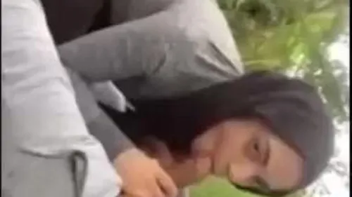 محجبة شرموطة تفشخ زب صاحبها الاجنبي مص سكس عربي xnxx