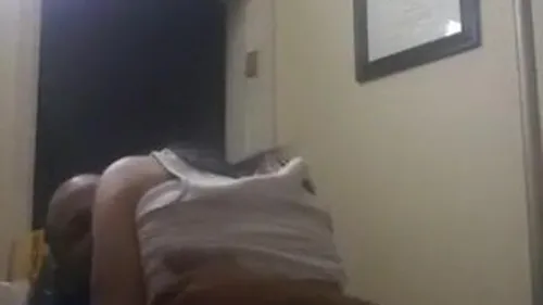 لبوة هايجة تركب زب مديرها في المكتب سكس مصري xnxx