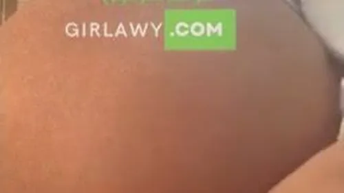 بنت هايجة تدخل الحمام وتلعب بجزرة في طيزها سكس نودز مصري