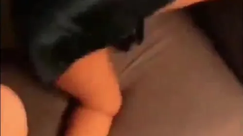 سعودية جامدة تهيج جوزها بكلامها الوسخ سكس عربي