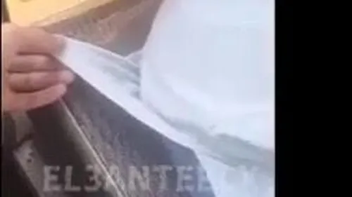 متحرش هايج يتحرش بطالبة ثانوي في المكروباص سكس مصري xnxx