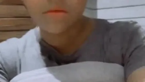 بنت اندر ايدج تدخل الحمام وتعرض جسمها لحبيبها سكس نودز مصري