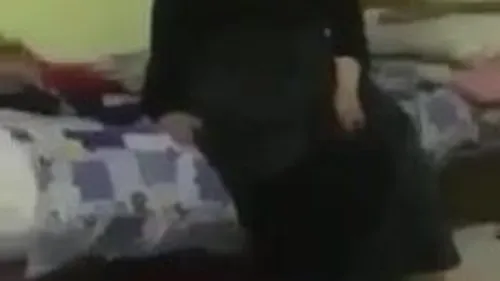 مصري يركب كس حماته الهايجة سكس مصري xnxx