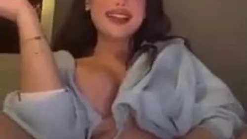 انجي خوري تلعب بكسها مولع نار – سكس عربي