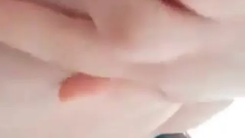 تصور لحبيبها وهي تلعب في كسها الصغنن سكس نودز مصري