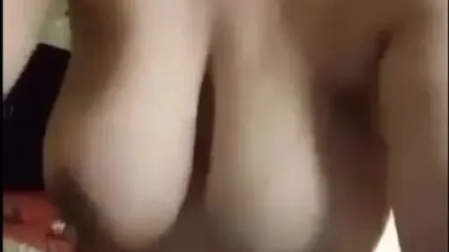 فلاحة هايجة تصور نودز لعشيقها سكس نودز مصري