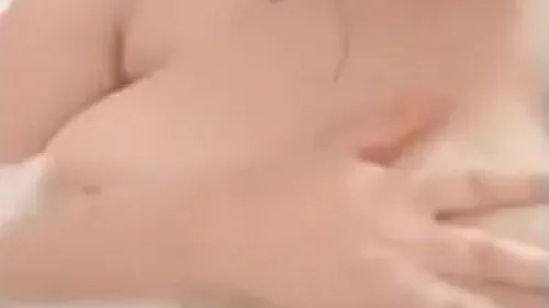 اندر ايدج كيرفي جامدة تصور لحبيبها وهي بتستحما سكس نودز مصري