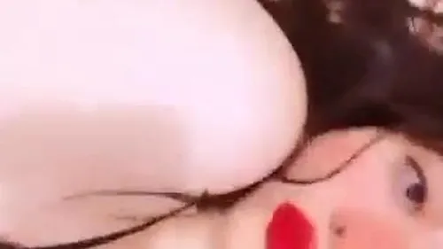 لبوة مصرية قشطة تقول لحبيبها تعالى حطهولي سكس نودز مصري