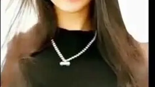 بنت اندر ايدج جميلة تلعب في كسها لحبيبها سكس نودز مصري