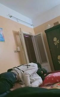 واد هايج يجيب صاحبته البيت يقلعها وعايز ينيكها في طيزها بالعافية سكس مصري xnxx