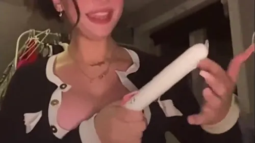 ايه خلف اللبنانية تنيك كسها بالزب الصناعي وتجيب شهوتها سكس عربي