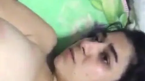 بينيكها وبتزعقله عشان بيصور سكس مصري xnxx