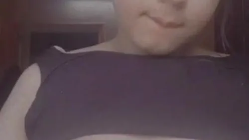 بزازها أكبر من سنها تلعب فيهم نار اوف اح سكس نودز مصري