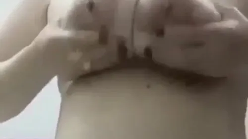 فلاحة هايجة بجسم مربربة تصور نودز لعشيقها الشاب سكس نودز مصري