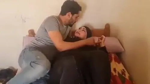 مصرية تتناك من الكهربائي وجوزها في الشغل سكس مصري xnxx egypt